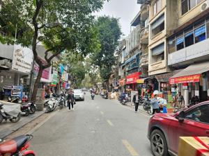 Bán đất mặt phố Lê Thanh Nghị - Hai Bà Trưng DT 83m2, Kinh Doanh sầm uất giá hơn 25 tỷ
